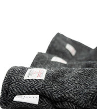 Load image into Gallery viewer, Anthracite Herringbone - Driver