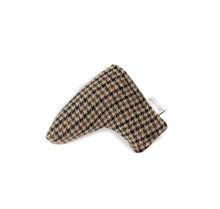Load image into Gallery viewer, Houndstooth couture - blade cover