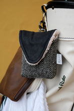 Load image into Gallery viewer, The Herringbone Case
